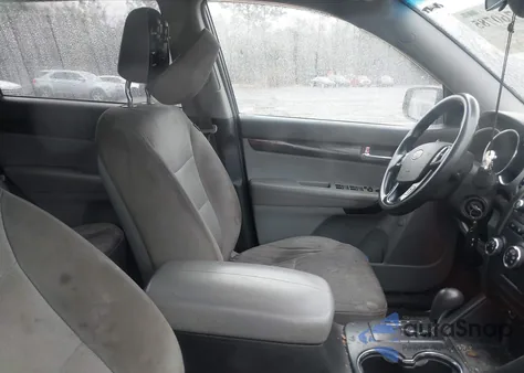 2011 Kia Sorento Lx из США, поврежденный, VIN 5XYKTCA10BG088599